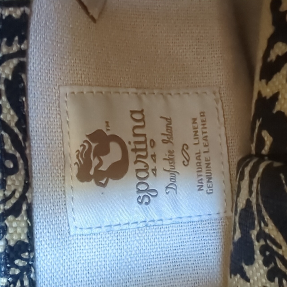 Spartina, Black and tan floral Paisley linen and leather shoulder bag. - Picture 13 of 13